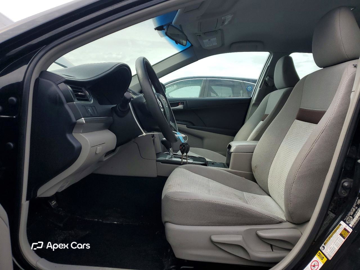 Toyota Camry 2012