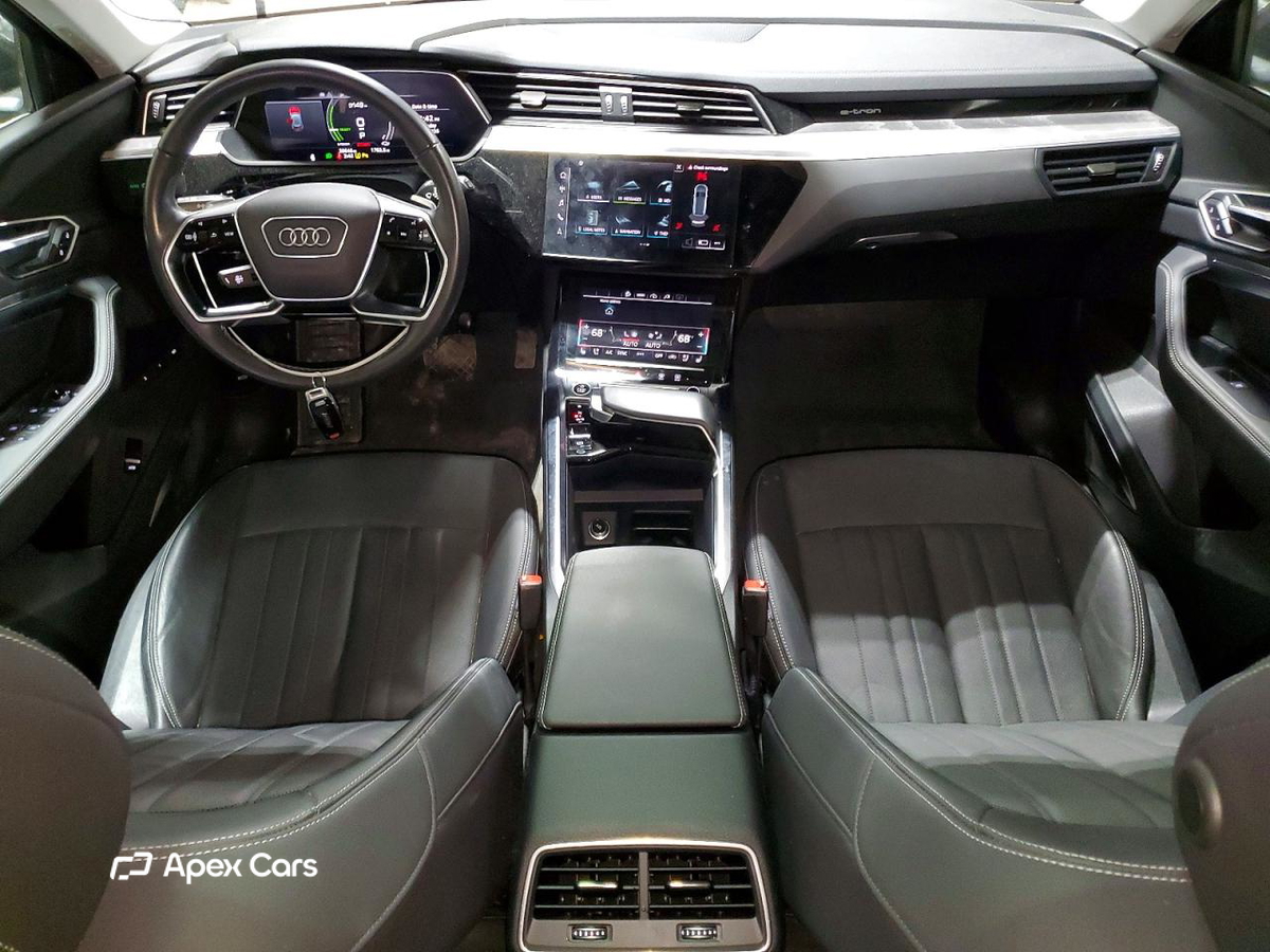 Audi e-tron 2023
