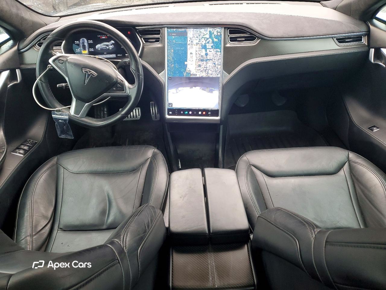 Tesla Model S 2015