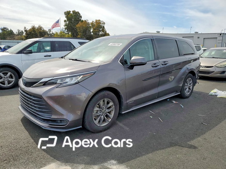 Toyota Sienna 2021 - Image 1 of 14