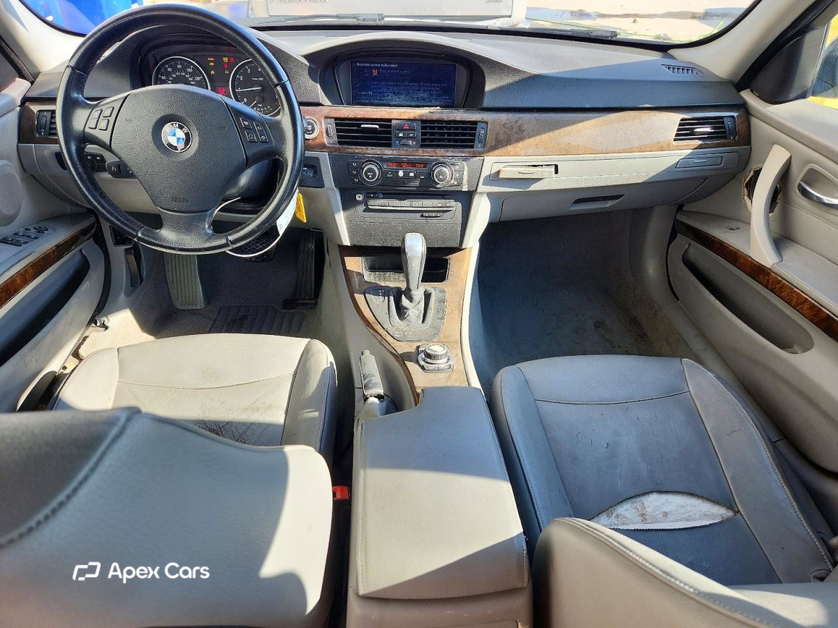 BMW Series 3 2010