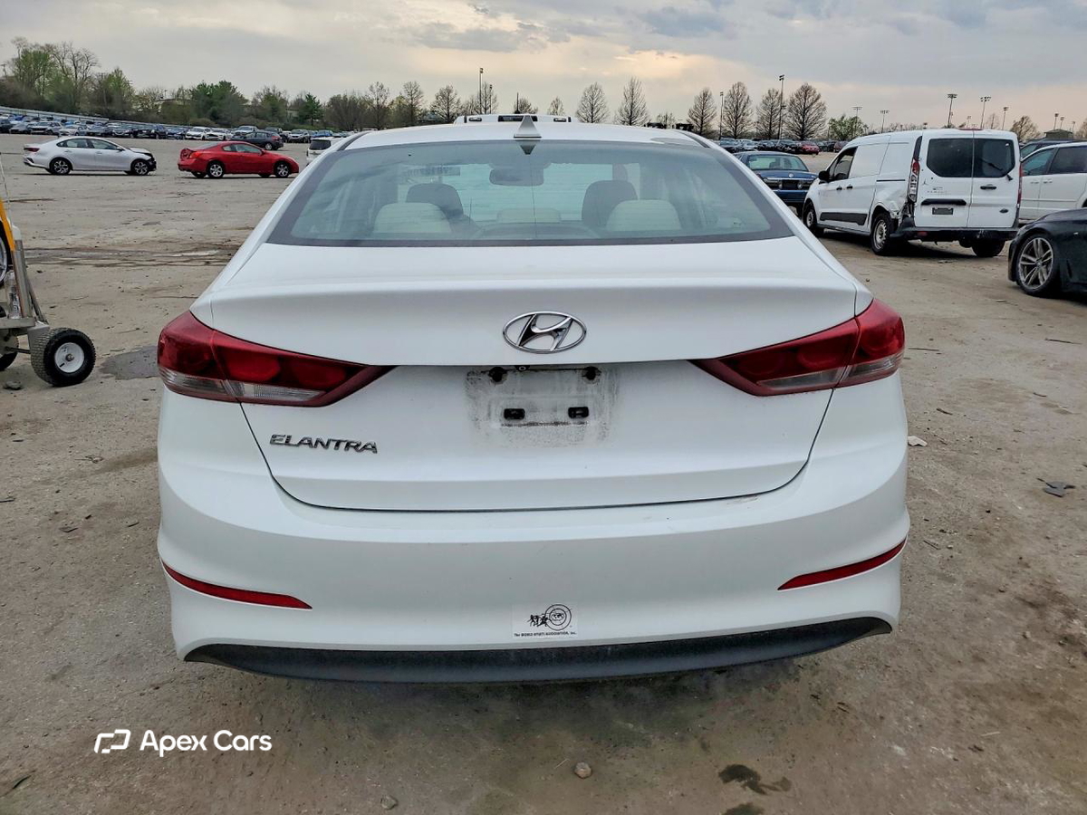 Hyundai Elantra 2017