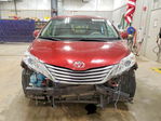 Toyota Sienna 2011