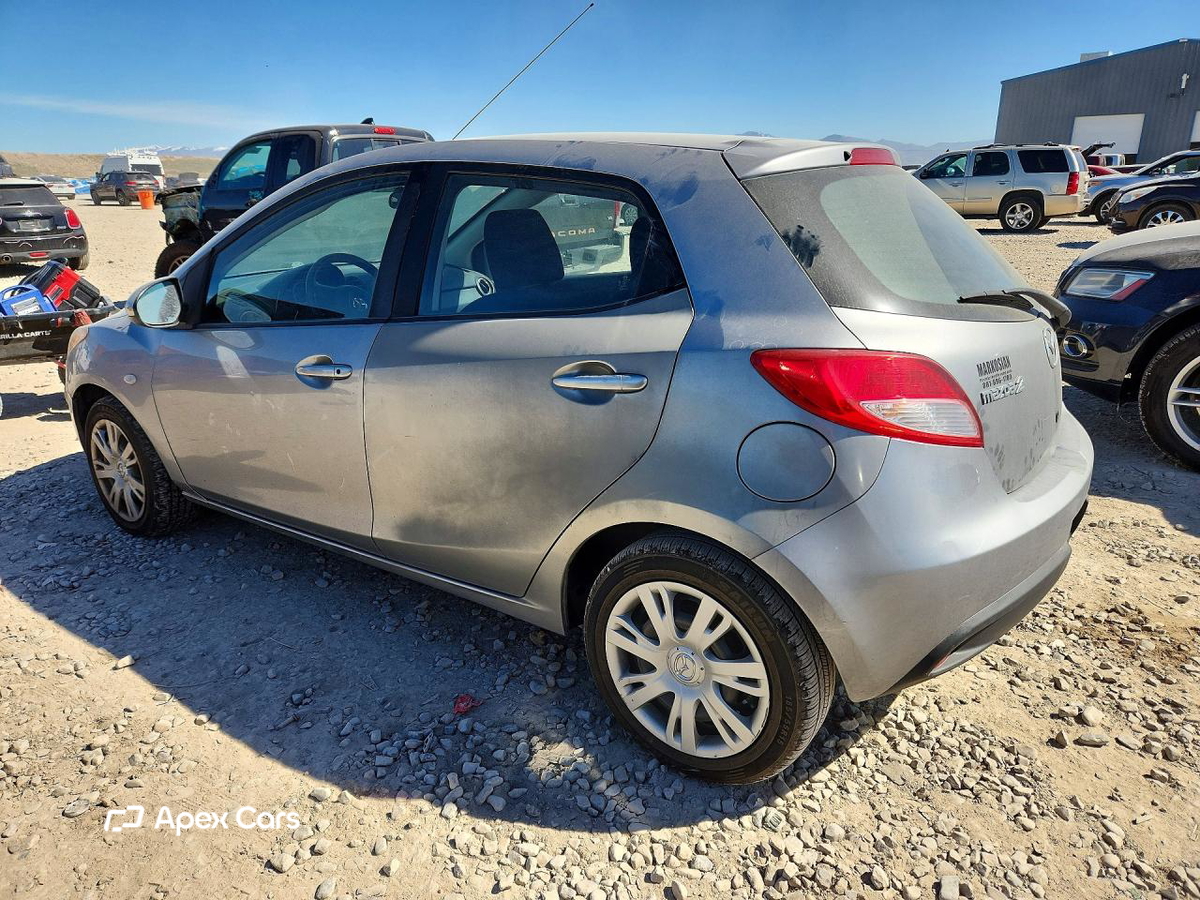 Mazda 2 2014