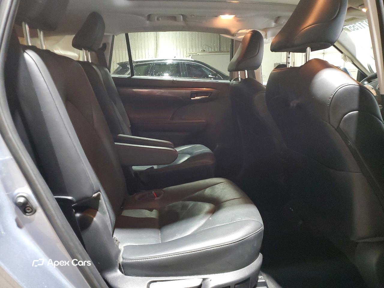 Toyota Highlander 2021