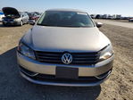 Volkswagen Passat 2012