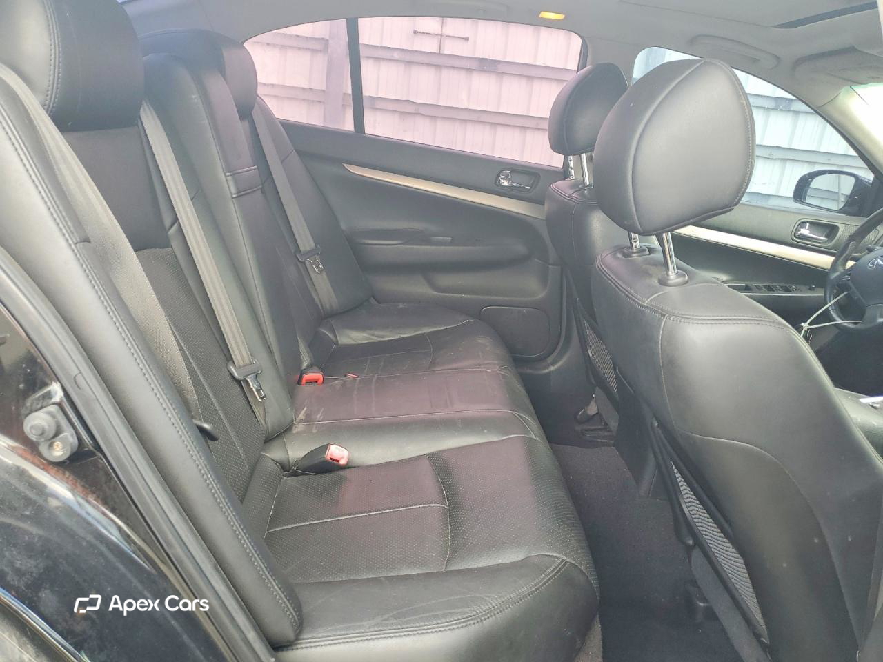 Infiniti G 2012