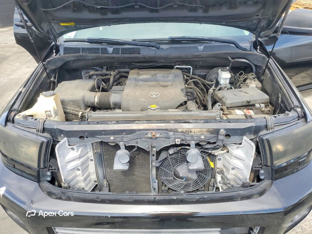 Toyota Sequoia 2013