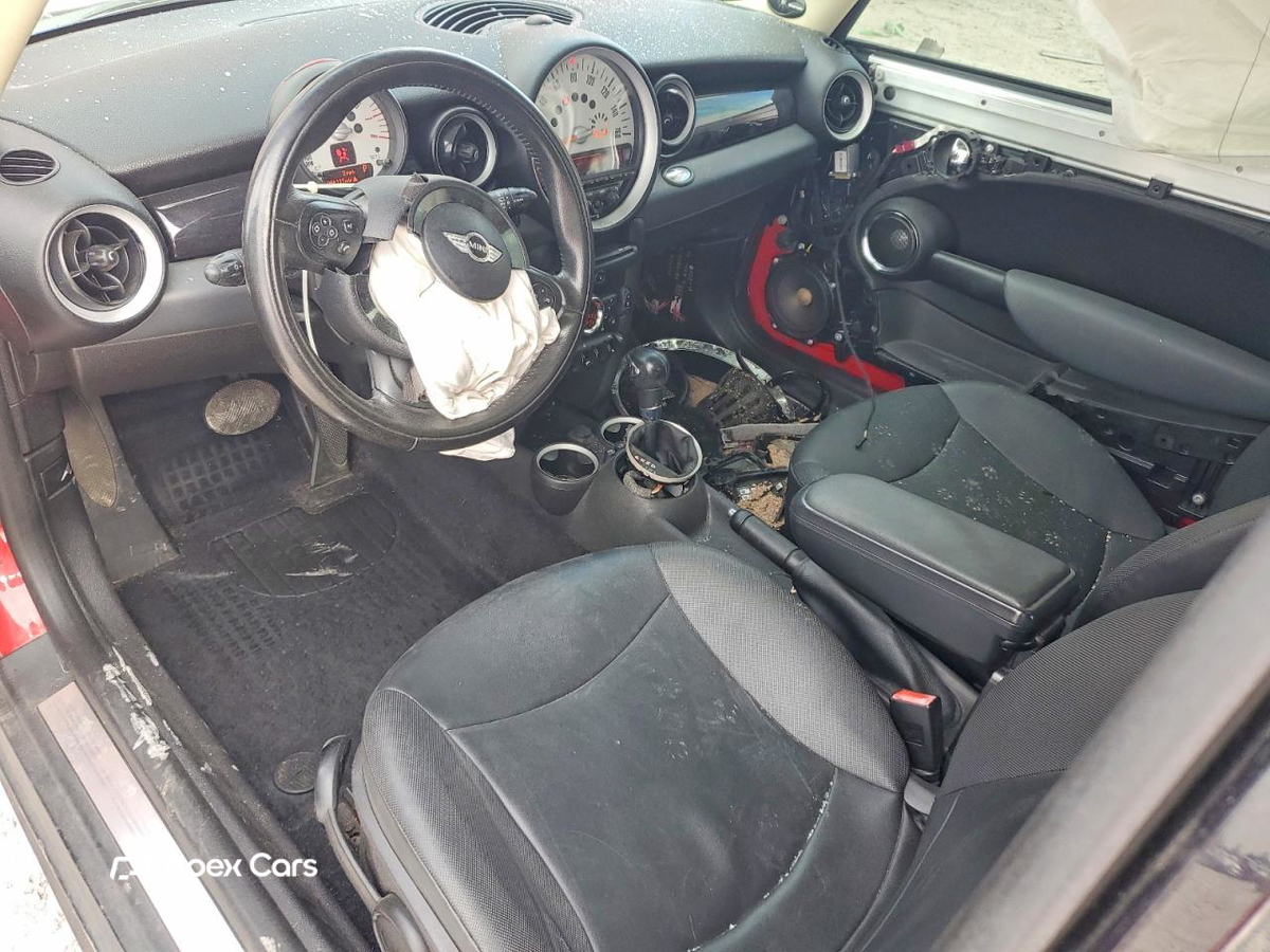 MINI Cooper 2011