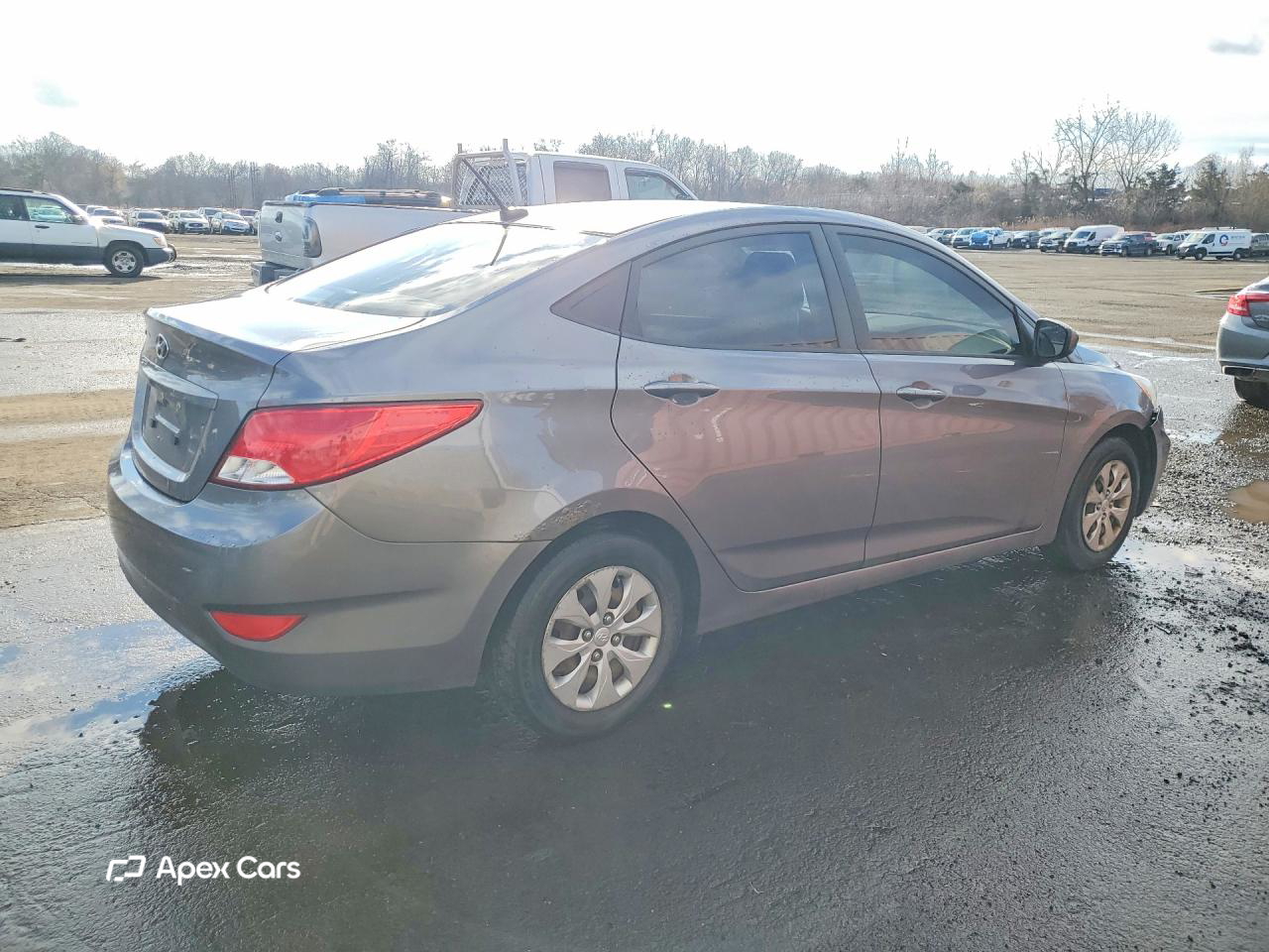 Hyundai Accent 2015