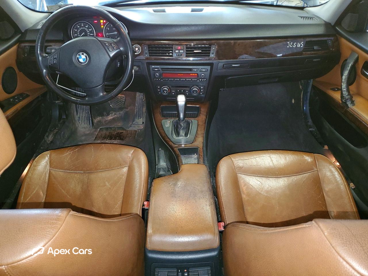 BMW Series 3 2011