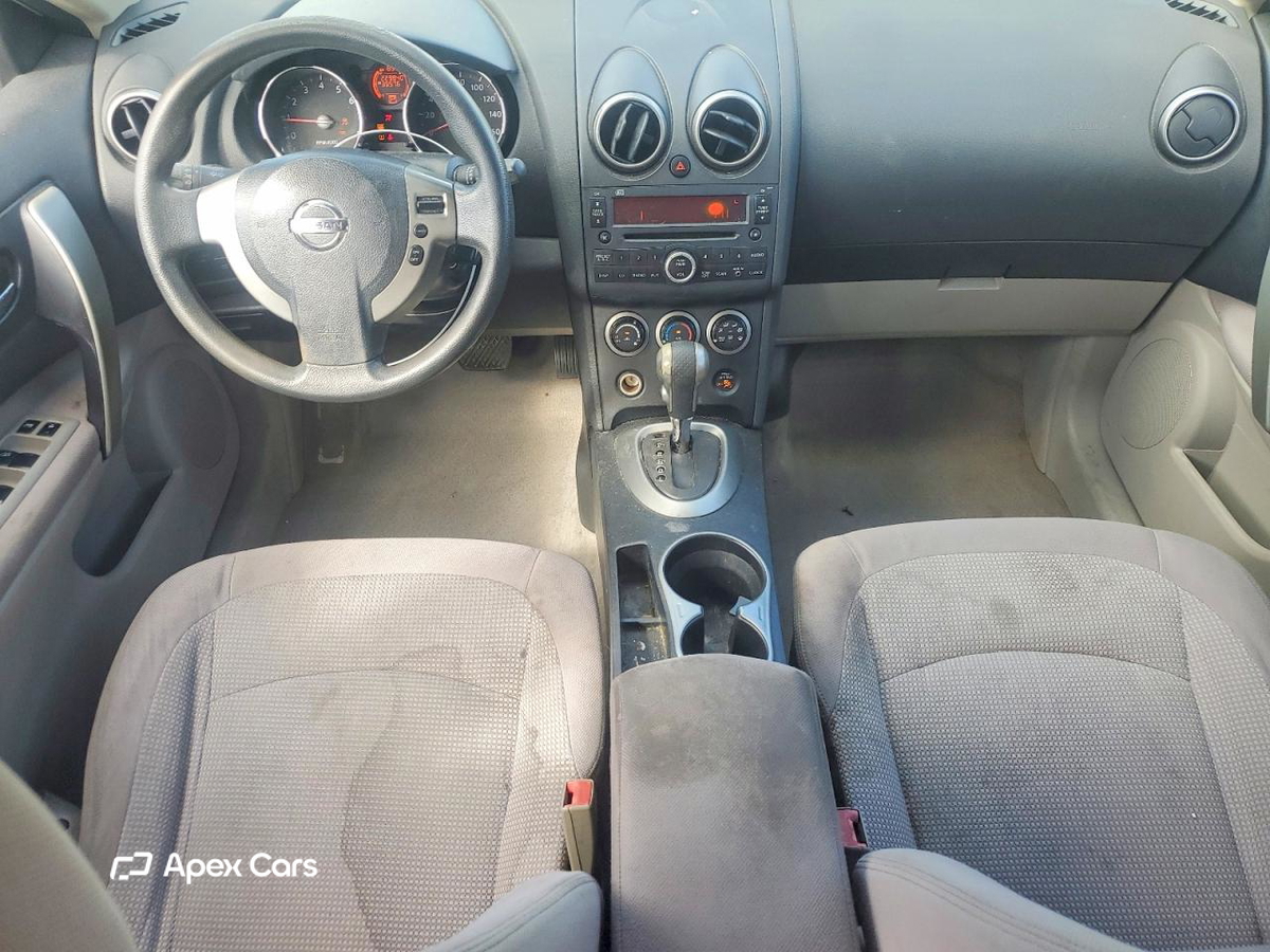 Nissan Rogue 2010