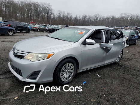 Toyota Camry 2012 - Image 1 of 12