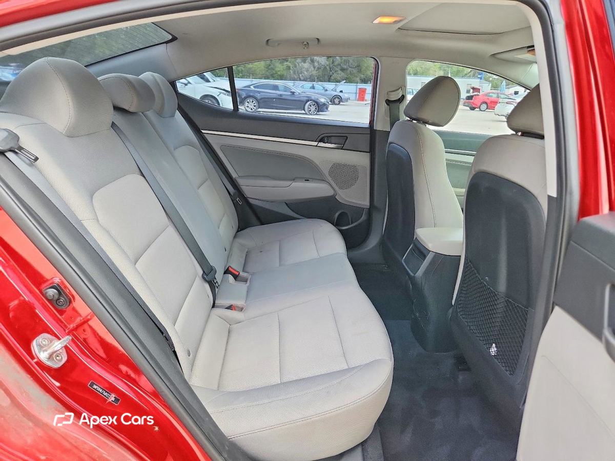 Hyundai Elantra 2018