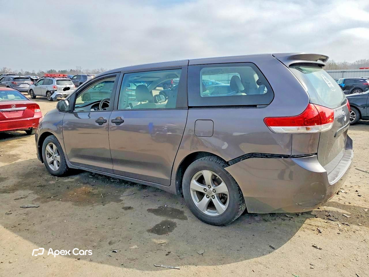 Toyota Sienna 2012