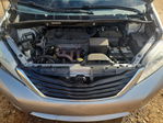 Toyota Sienna 2012