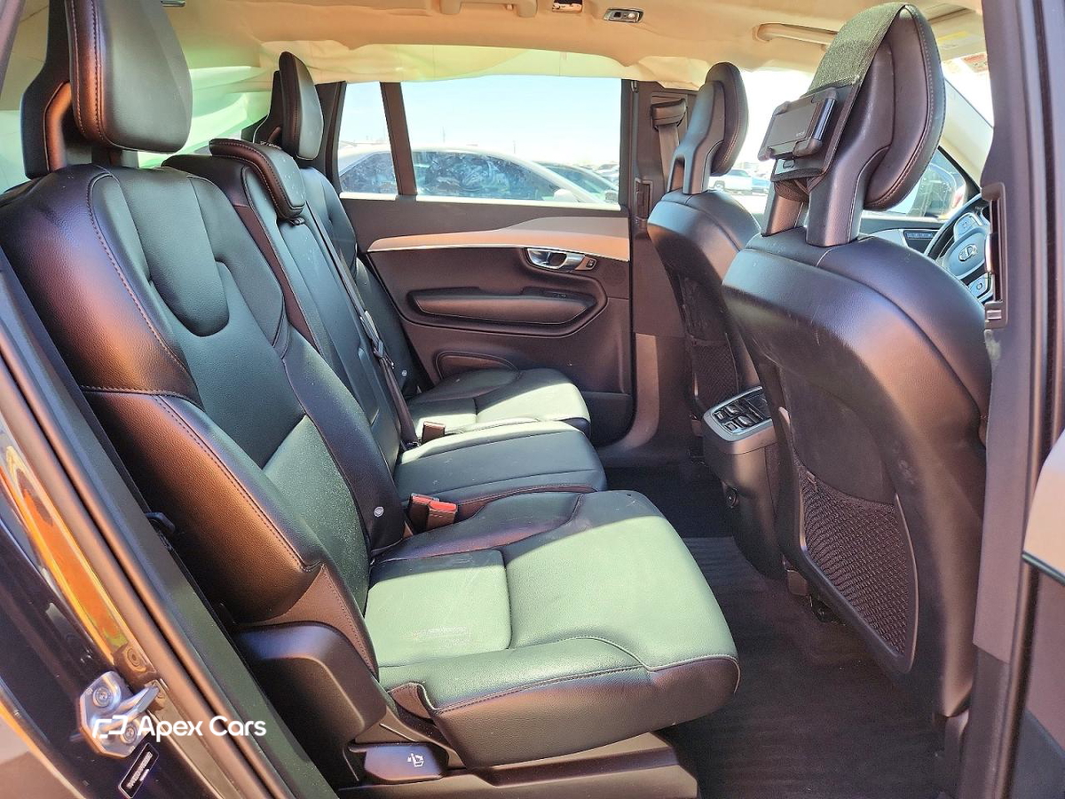 Volvo XC90 2021