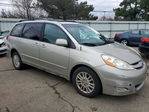 Toyota Sienna 2010