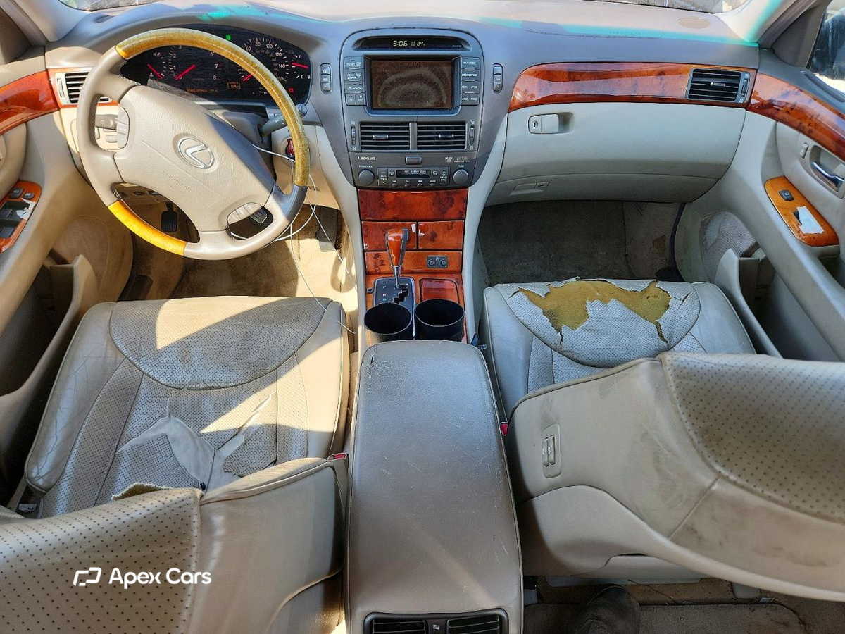 Lexus LS 2003