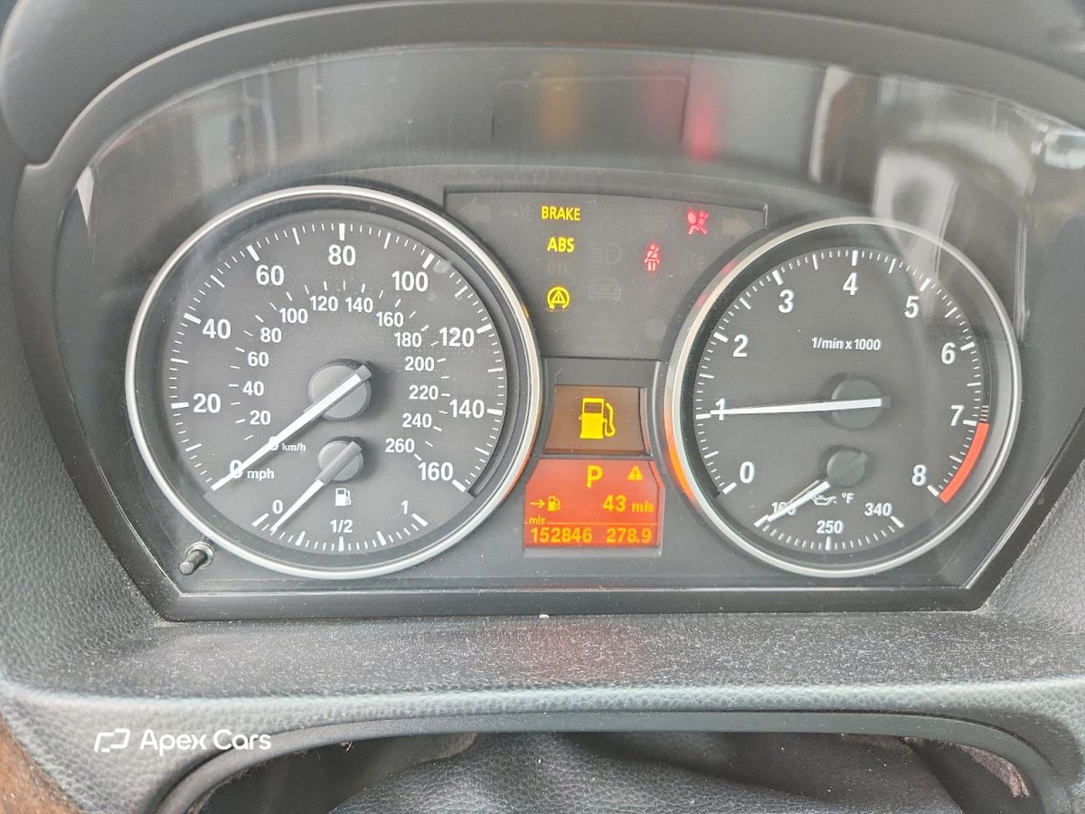 BMW Series 3 2009