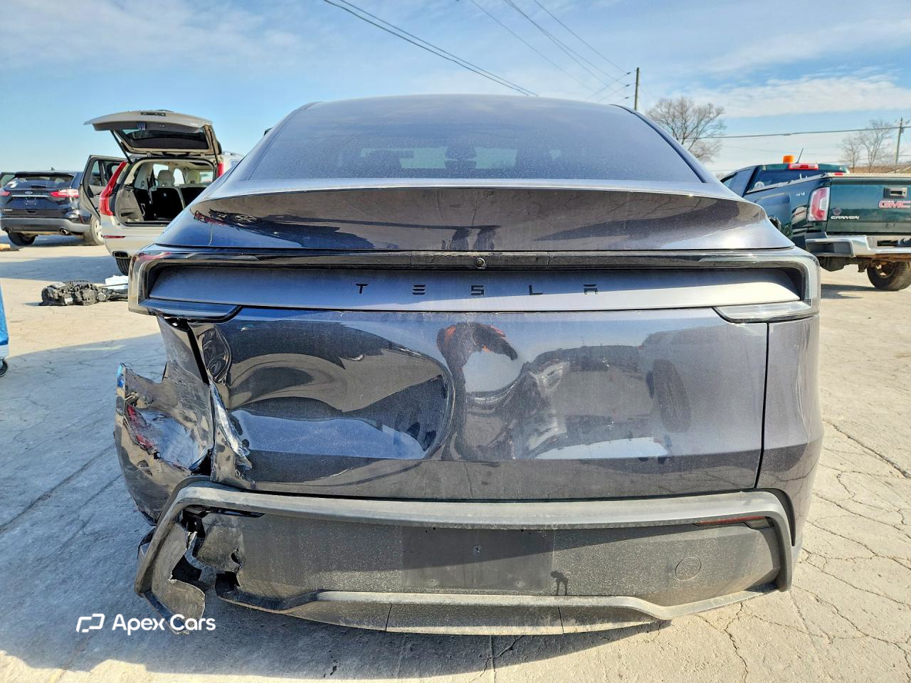 Tesla Model Y 2026