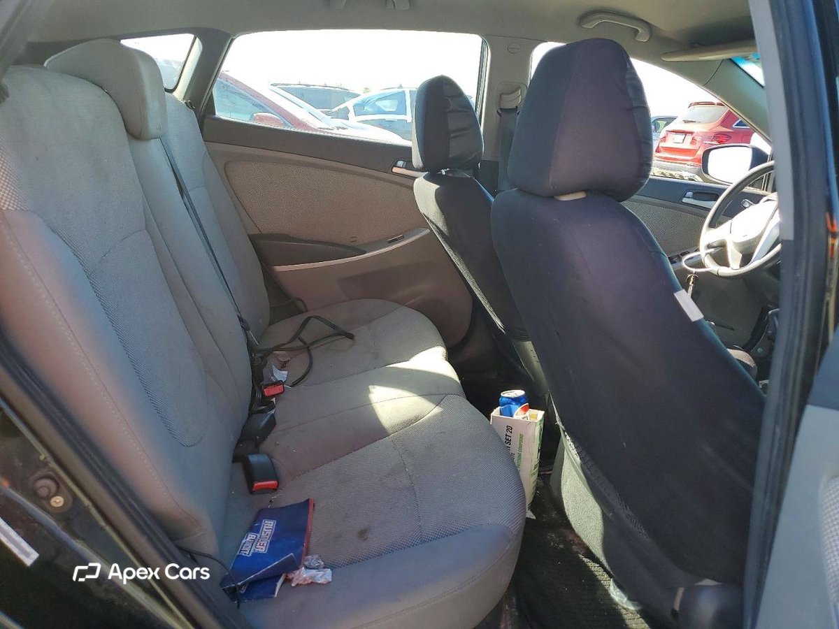 Hyundai Accent 2012