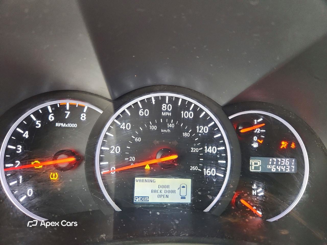 Nissan Quest 2012