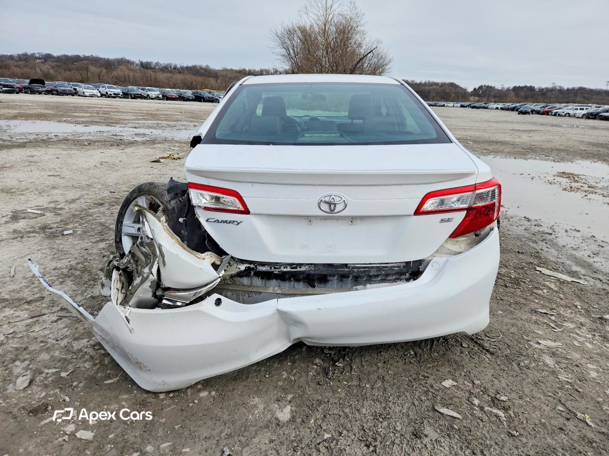 Toyota Camry 2012