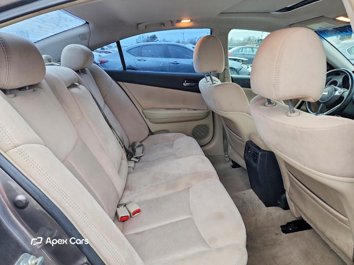 Nissan Maxima 2013