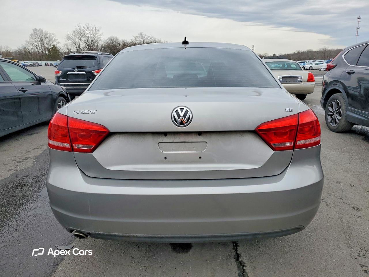 Volkswagen Passat 2012