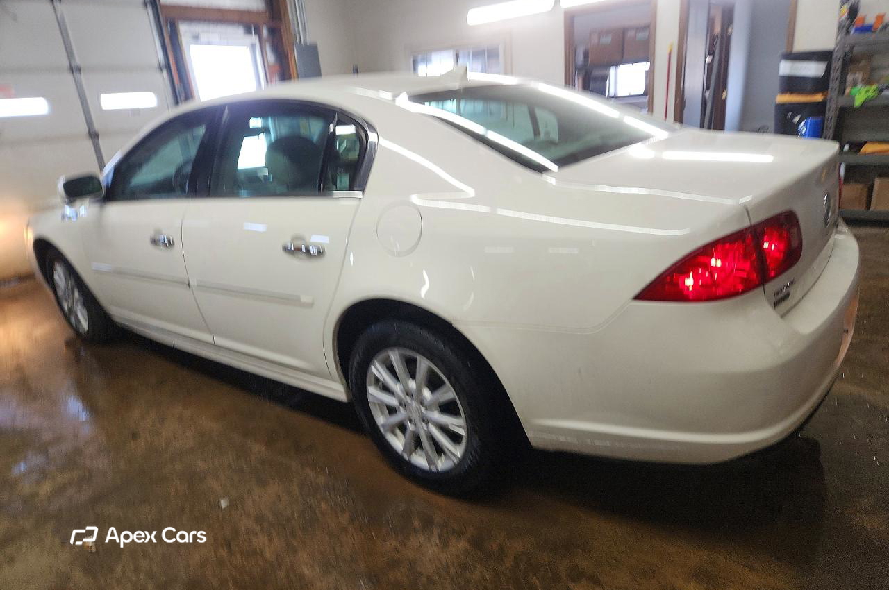 Buick Lucerne 2010