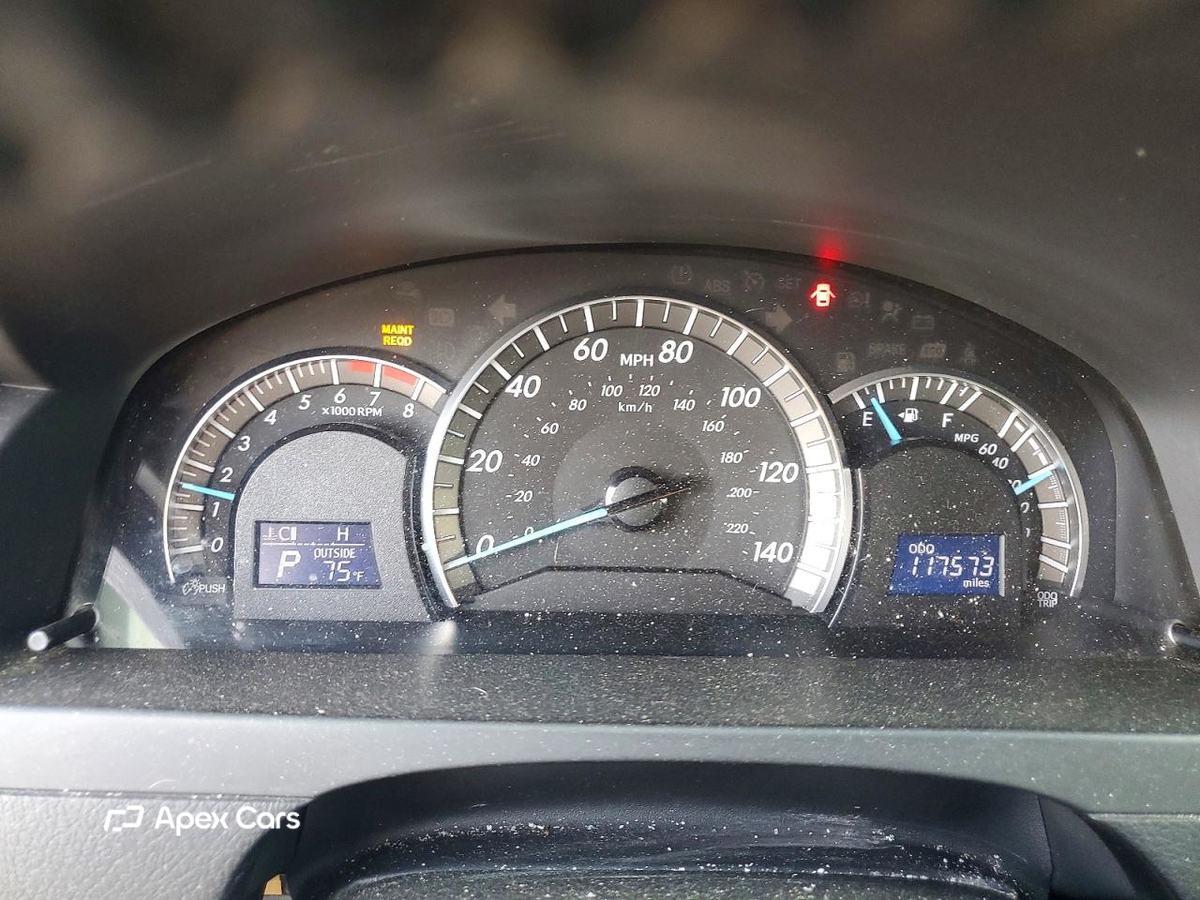 Toyota Camry 2012