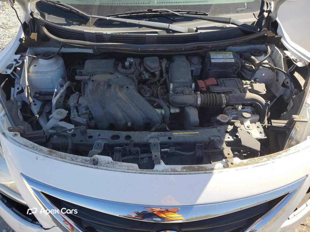Nissan Versa 2018