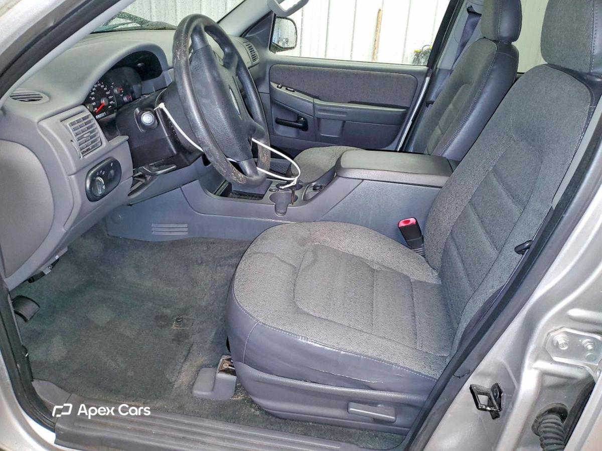 Ford Explorer 2005