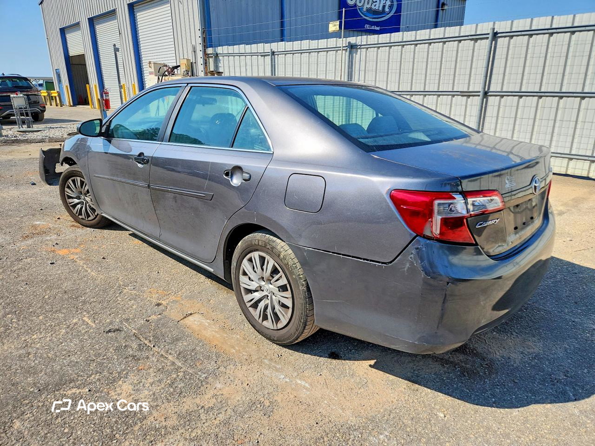 Toyota Camry 2012