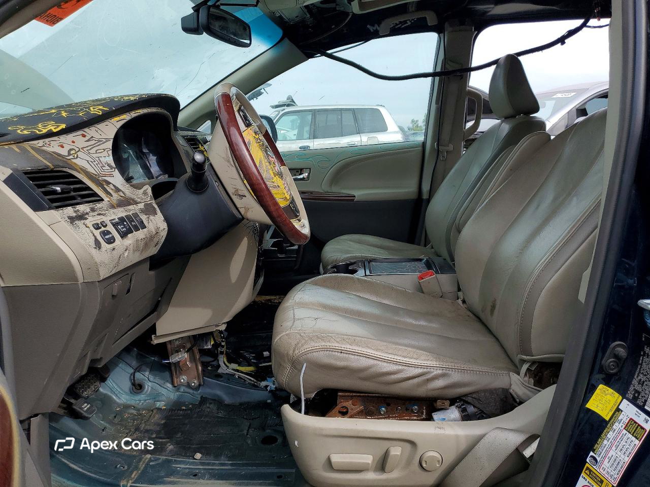 Toyota Sienna 2011