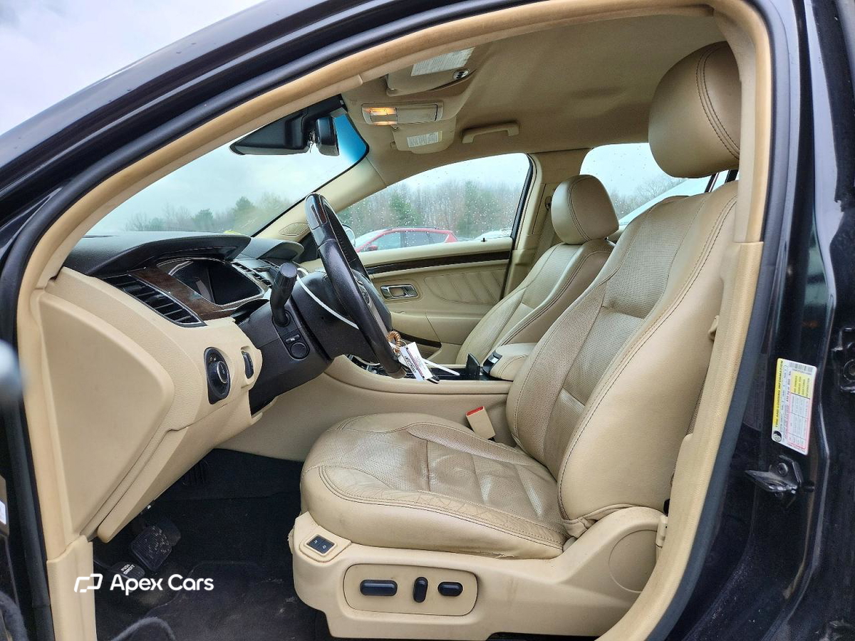Ford Taurus 2014