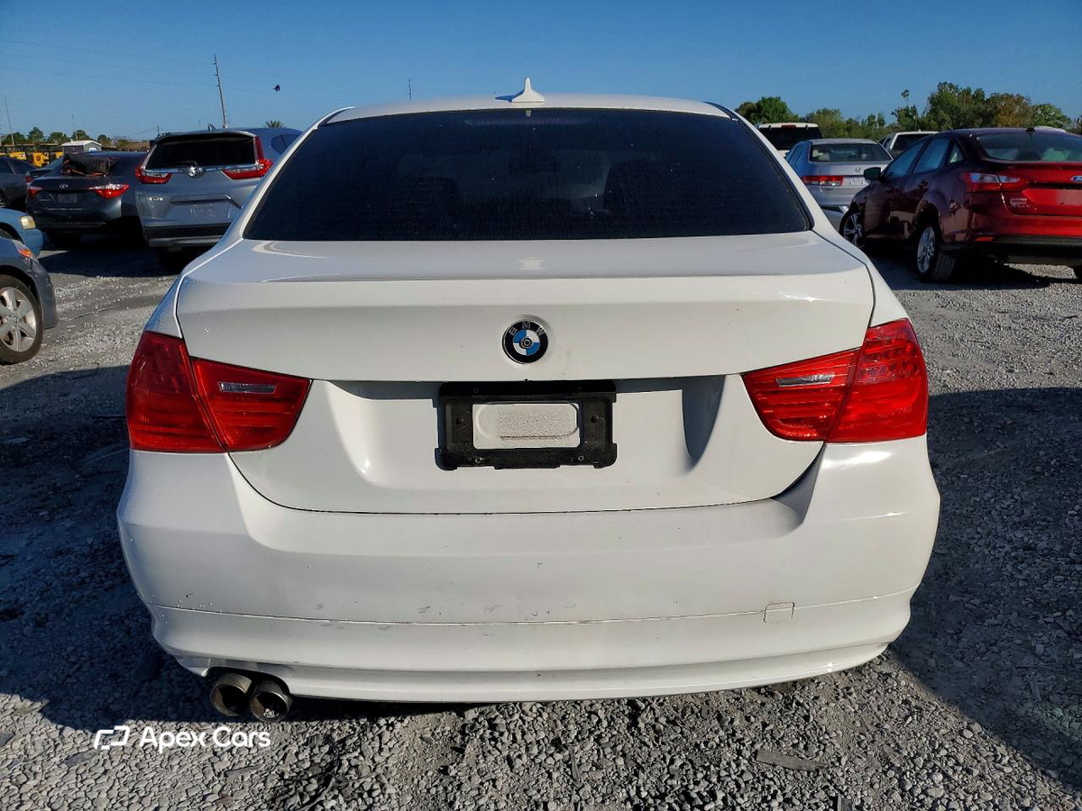BMW Series 3 2011