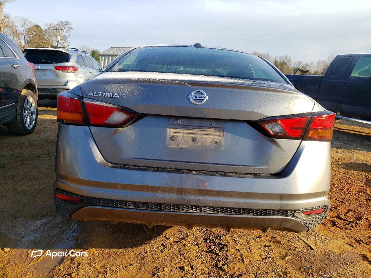 Nissan Altima 2020