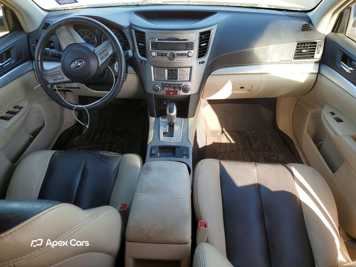 Subaru Outback 2011