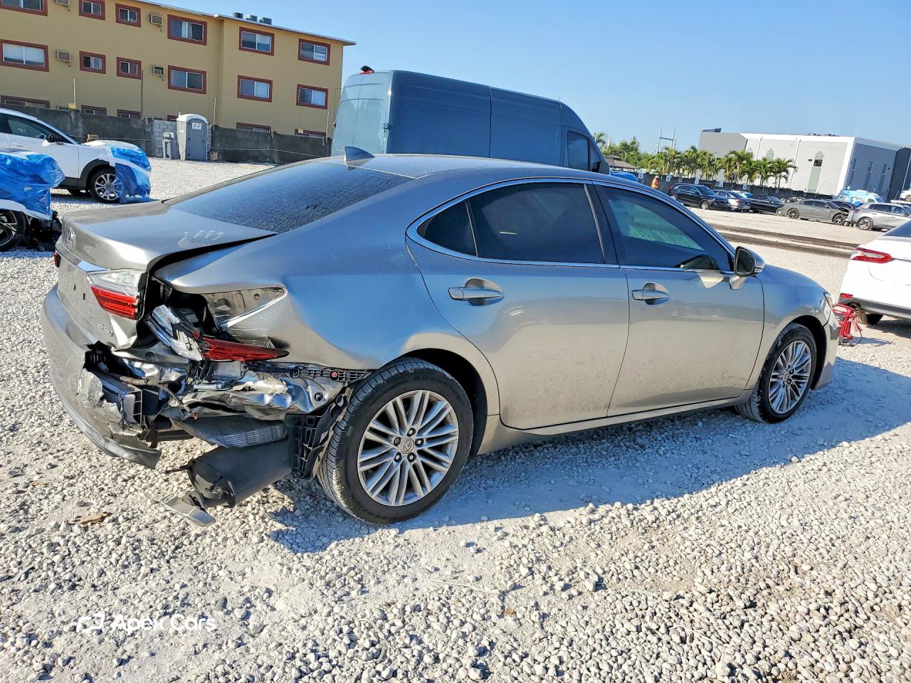 Lexus ES 2016