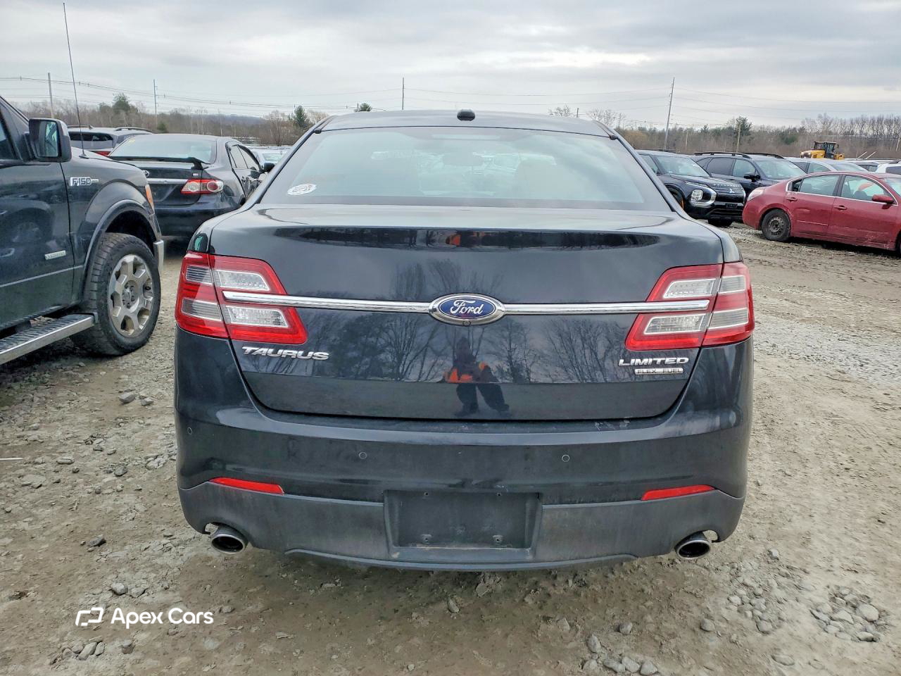 Ford Taurus 2019