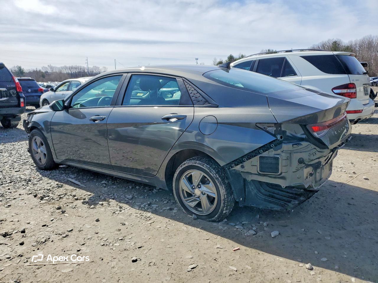 Hyundai Elantra 2024