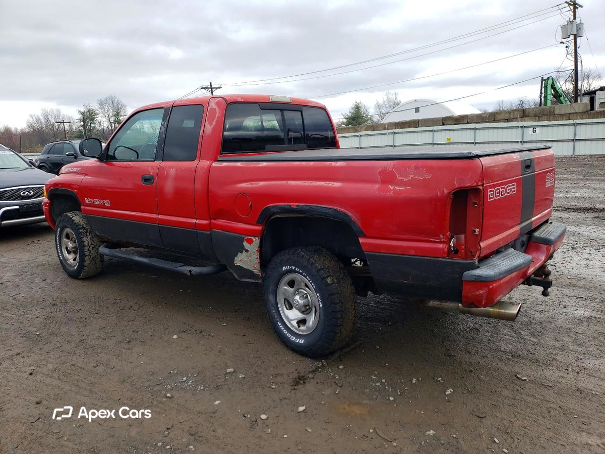 Dodge RAM 2000