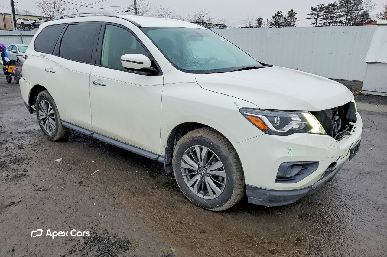 Nissan Pathfinder 2018