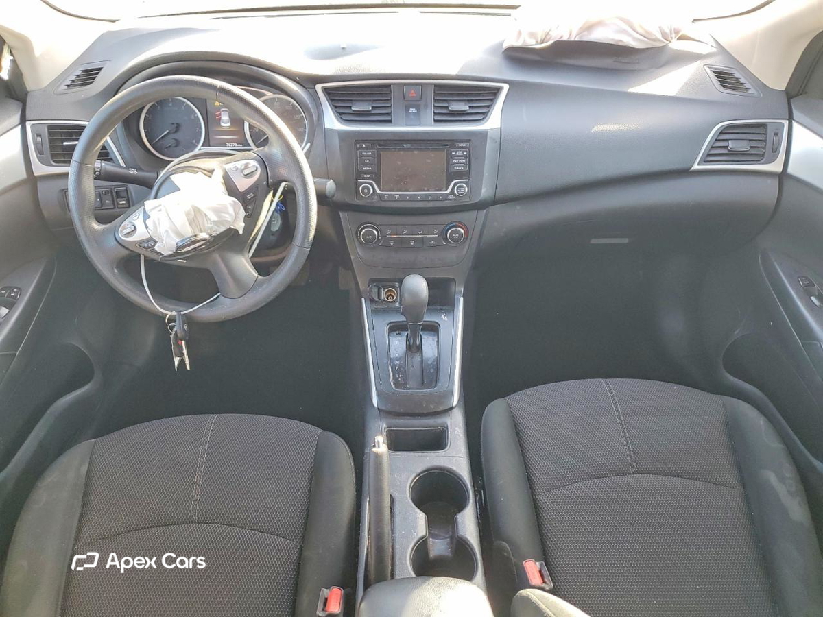 Nissan Sentra 2018