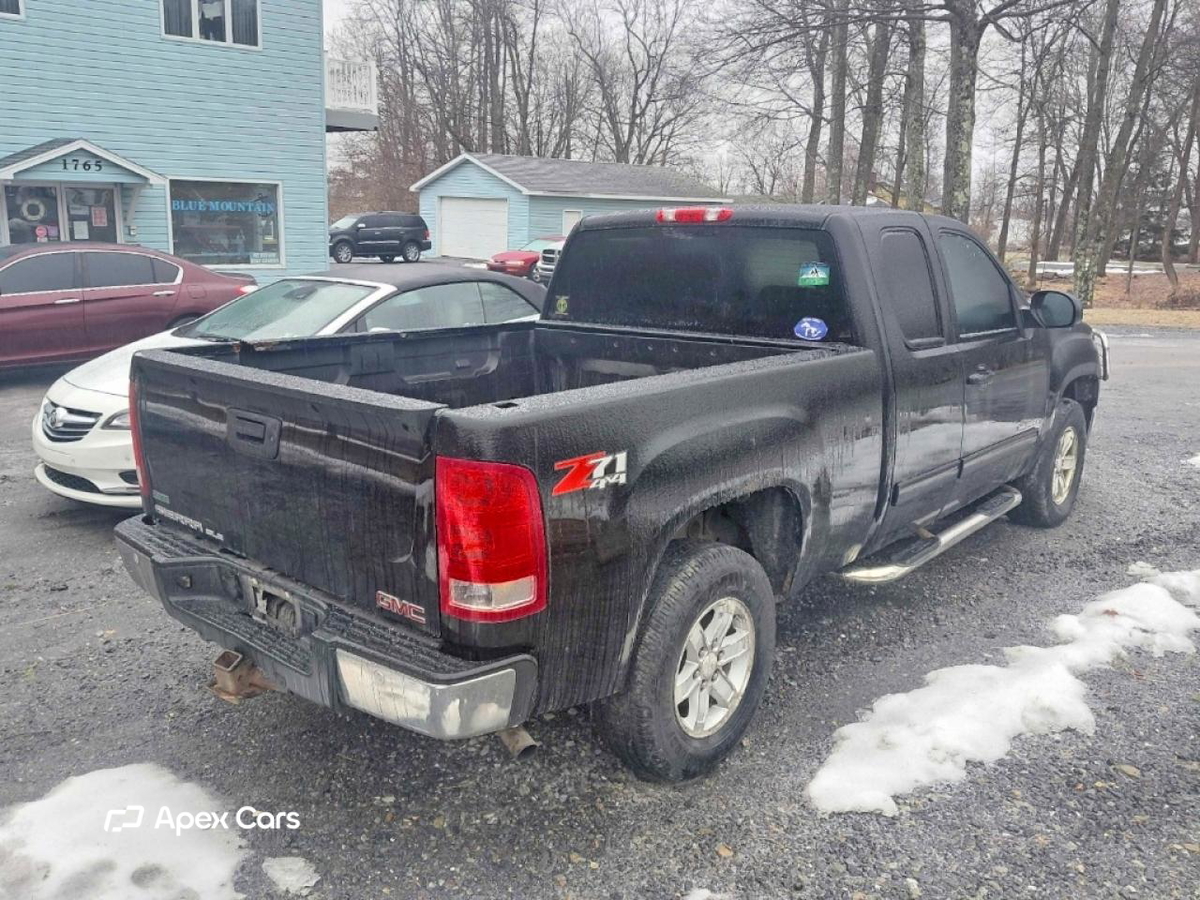GMC Sierra 2011