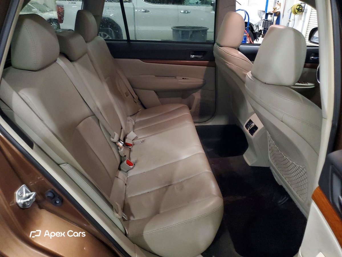 Subaru Outback 2013