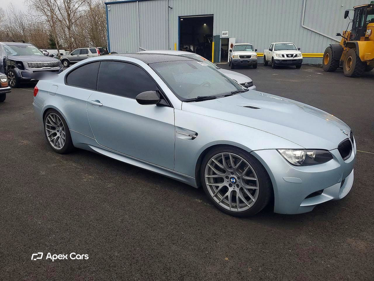 BMW M3 2011