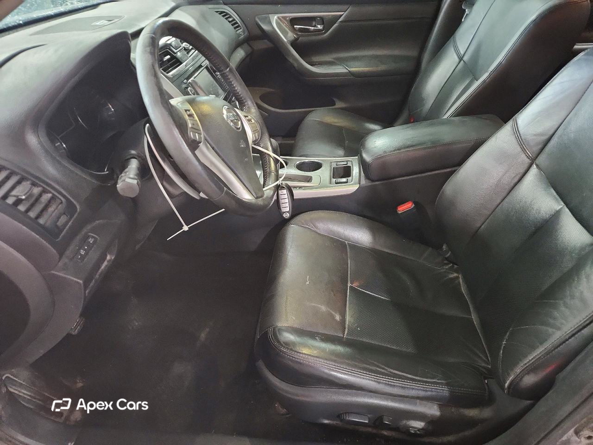 Nissan Altima 2015